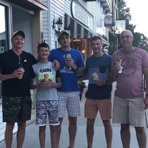 Meet your Posher, Melissa